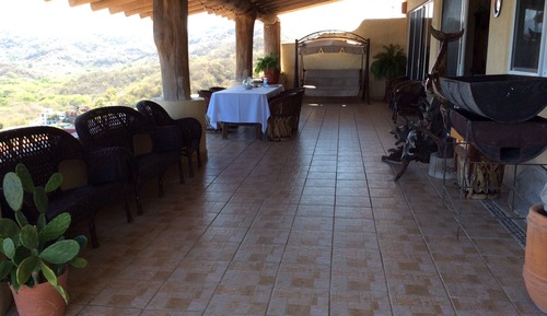 Deluxe Double Room, 1 King Bed, Jetted Tub, Bay View