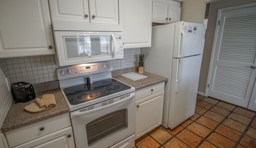 Comfort Apartment, 2 Bedrooms, Canal View