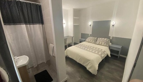 Double Room (with shower)