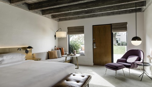 Room, 1 King Bed, Accessible (Saarinen with Shower)