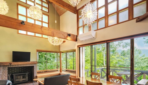 Deluxe Cottage with Fireplace and Hot Spring, Smoking