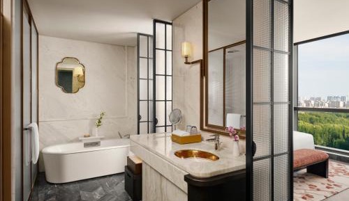 Premium Double Room with Two Double Beds and Club Lounge Access - City View