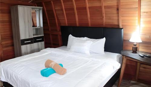 Deluxe Double Room with Shower