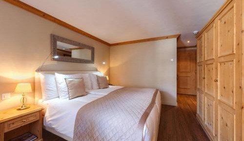 Superior Double Room with Matterhorn View