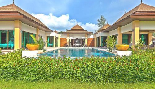 Three-Bedroom Villa with Ocean View