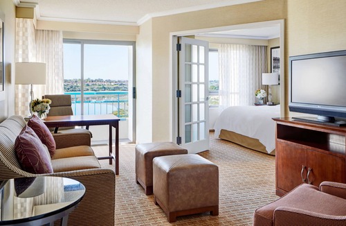 Santa Ana Heights Hotel | Newport Beach Marriott Bayview