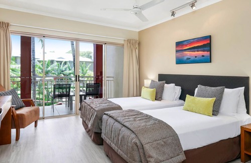 Palm Cove Hotel | Mantra Amphora Palm Cove