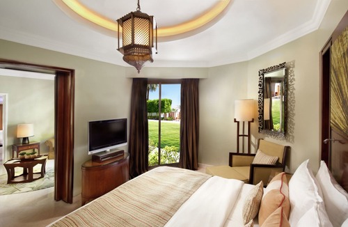 Luxor Hotel | Hilton Luxor Resort & Spa
