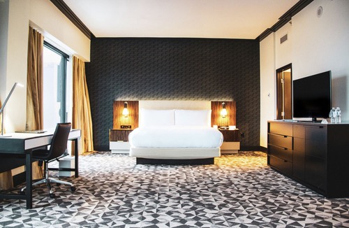 Downtown Miami Hotel | Hilton Miami Downtown