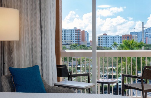 Aventura Hotel | Courtyard by Marriott Miami Aventura Mall