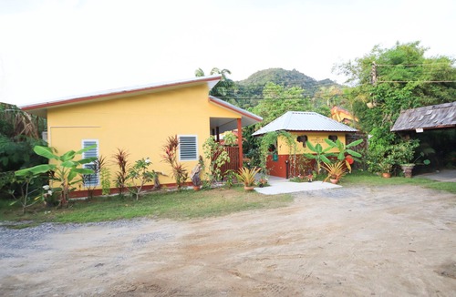 Kata Hotel | OYO 75342 Ban Elephant Blanc Bungalow