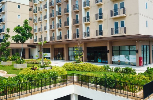 Cikarang Hotel | Azalea Suites Cikarang by Jayakarta Group