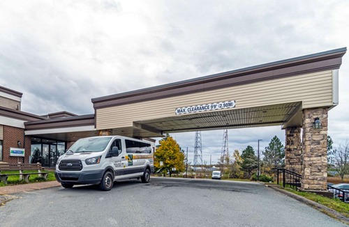 Enfield Hotel | Quality Inn Halifax Airport
