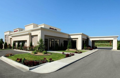 Farmington Hotel | Hampton Inn Farmington