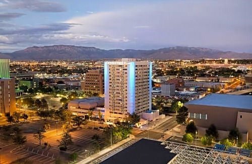 Downtown Albuquerque Hotel | DoubleTree by Hilton Albuquerque