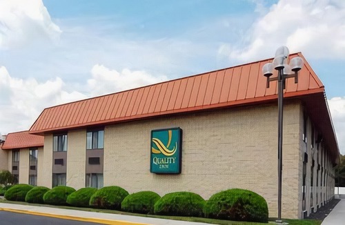 Cookstown Hotel | SureStay Plus Hotel by Best Western McGuire AFB Jackson