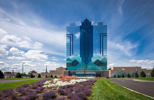 Downtown Niagara Falls Hotel | Seneca Niagara Resort & Casino