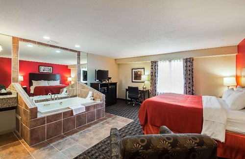Woodbridge Hotel | Quality Inn Near Potomac Mills