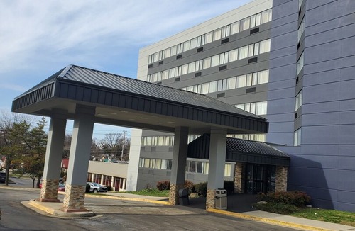 Pumphrey Hotel | Comfort Inn & Suites BWI Airport