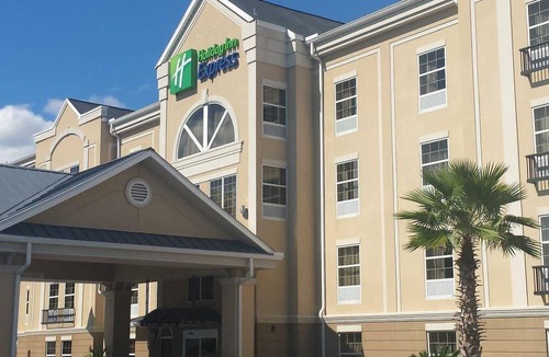 Arlington Hotel | Holiday Inn Express Hotel & Suites Jacksonville East, an Ihg Hotel