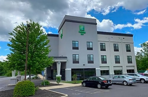 Milldale Hotel | Holiday Inn - Cheshire - Southington, an Ihg Hotel