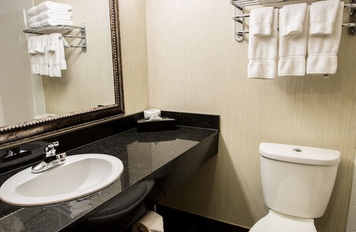 Fort McMurray Hotel | Merit Hotel & Suites