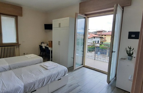 Grassobbio Hotel | Bgy Airport House Grassobbio