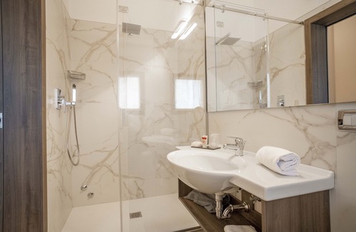 Castelvetro di Modena Hotel | Hotel Guerro