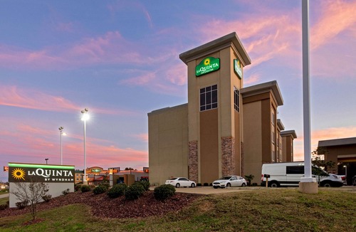 West Monroe Hotel | La Quinta Inn & Suites by Wyndham West Monroe