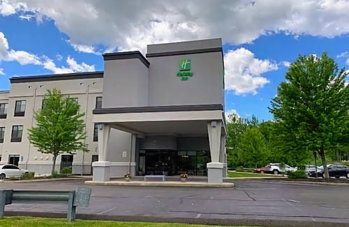 Milldale Hotel | Holiday Inn - Cheshire - Southington, an Ihg Hotel