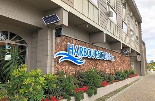 Campbell River Hotel | Harbourside Inn