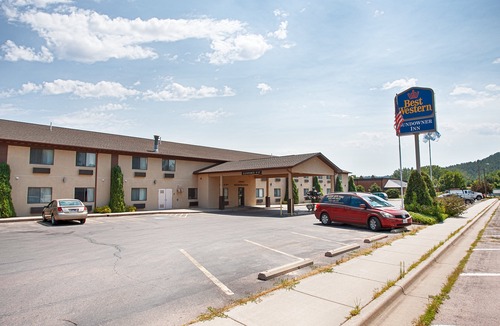 Hot Springs Hotel | Baymont by Wyndham Hot Springs