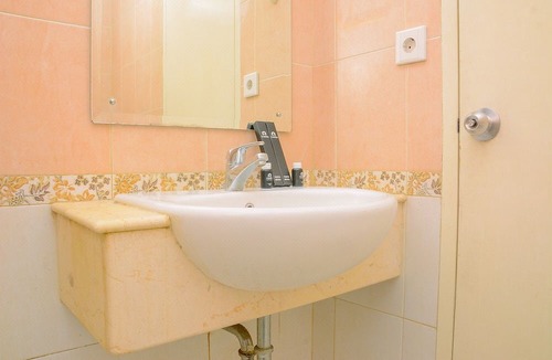 Kampung Bali Hotel | Minimalist and Cozy 2Br Apartment at The Boulevard