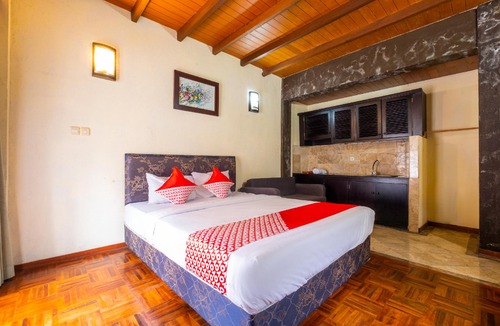 Parongpong Hotel | OYO 2640 Rumah Kayu Cottage Syariah