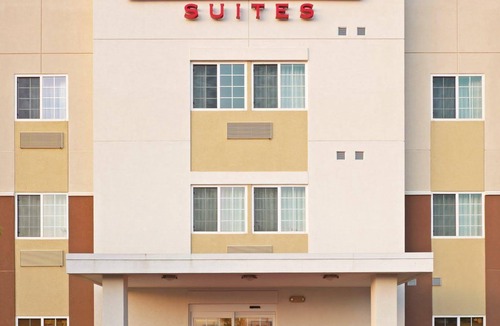 Hot Springs Hotel | Candlewood Suites Hot Springs, an Ihg Hotel