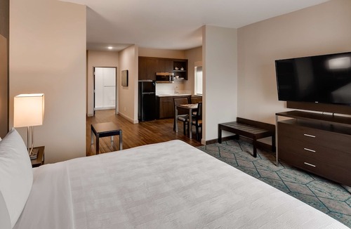 Jeffersonville - Clarksville Hotel | Best Western Plus Louisville North