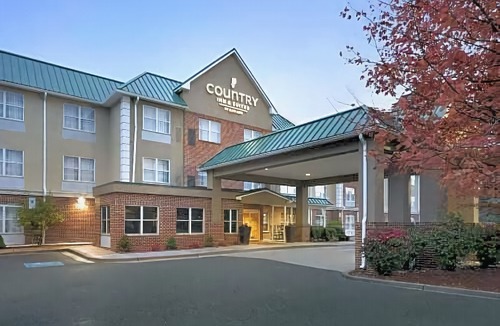 Camp Springs Hotel | Country Inn & Suites by Radisson, Camp Springs (Andrews Air Force Base), MD