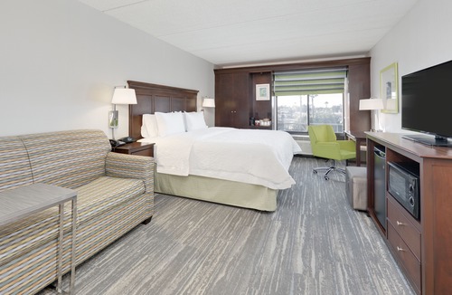 Harbor Hotel | Hampton Inn Los Angeles/Carson