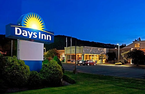 Warren Hotel | Days Inn by Wyndham Warren