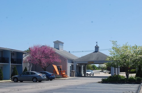 Mystic Hotel | Howard Johnson by Wyndham Mystic