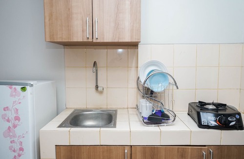 Serpong Hotel | Cozy and Simply Studio at Serpong Greenview Apartment