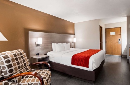 Kearney Hotel | SureStay Plus Hotel by Best Western Kearney Liberty North