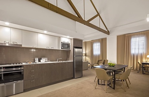Newcastle West Hotel | Quest Newcastle West