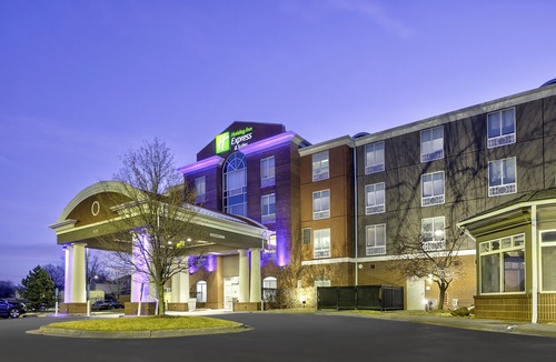 Grandview Hotel | Holiday Inn Express Hotel & Suites Kansas City - Grandview, an Ihg Hotel
