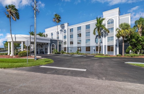 Fort Myers Hotel | Best Western Fort Myers Inn and Suites