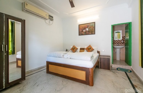 Tapovan Hotel | Live Free Hostel