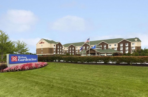 Ronkonkoma Hotel | Hilton Garden Inn Islip/MacArthur Airport