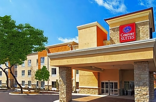 Wetmore Hotel | Comfort Suites Medical Center Near Six Flags