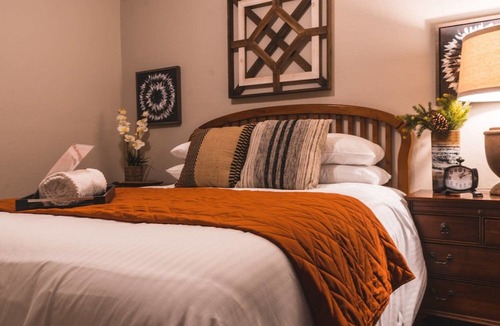 Tahoe Valley Hotel | Playpark Lodge Unit 3 Family Suite w Bunks