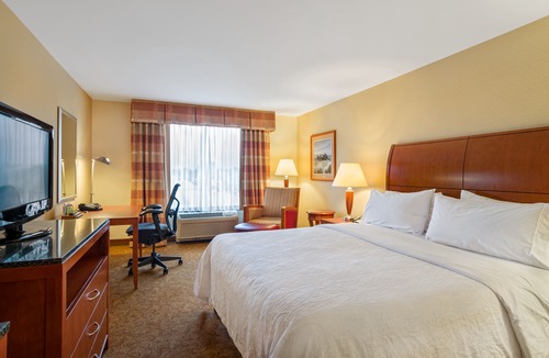Mayfield Hotel | Hilton Garden Inn Cleveland East / Mayfield Village